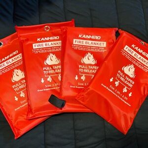 KANHIRO Fire Blankets